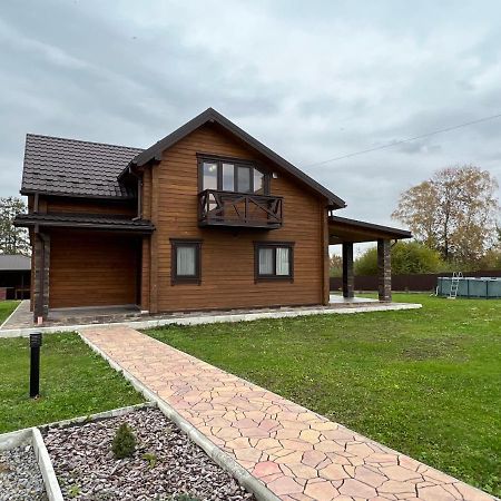 Villa Family House Truskavets Modrychi Екстериор снимка