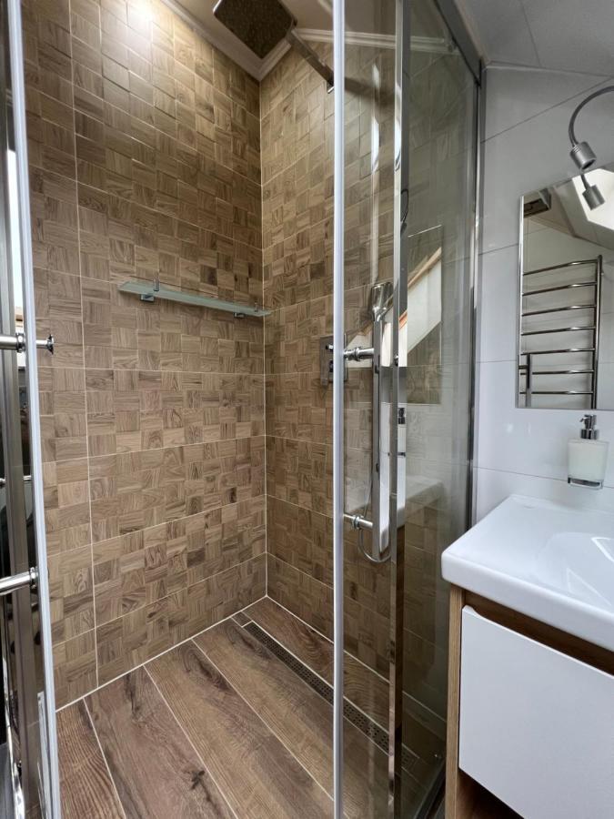 Villa Family House Truskavets Modrychi Екстериор снимка