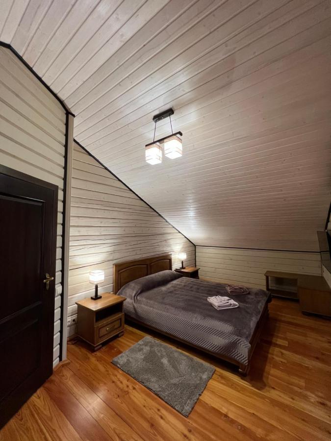 Villa Family House Truskavets Modrychi Екстериор снимка