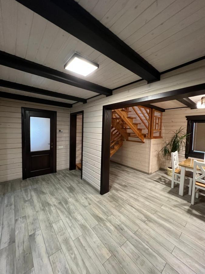 Villa Family House Truskavets Modrychi Екстериор снимка